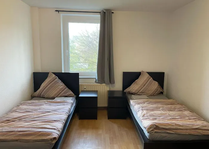 5 Bett Monteurwohnungen In * Bitterfeld-Wolfen