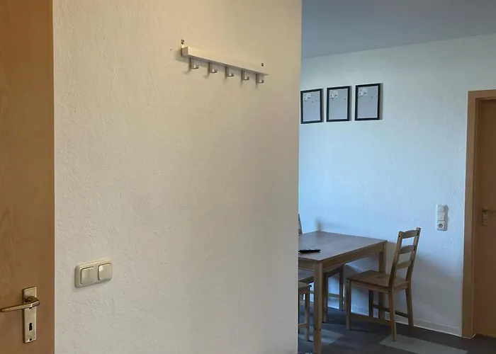 5 Bett Monteurwohnungen In * Bitterfeld-Wolfen